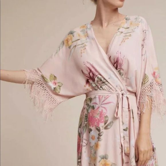 BHLDN Plum Pretty Sugar Hibiscus Floral Robe Kimono Fringe Trim Blush - Picture 3 of 5